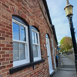Holiday home - Sleeps 3 - Garden - Pet Friendly, Ripon